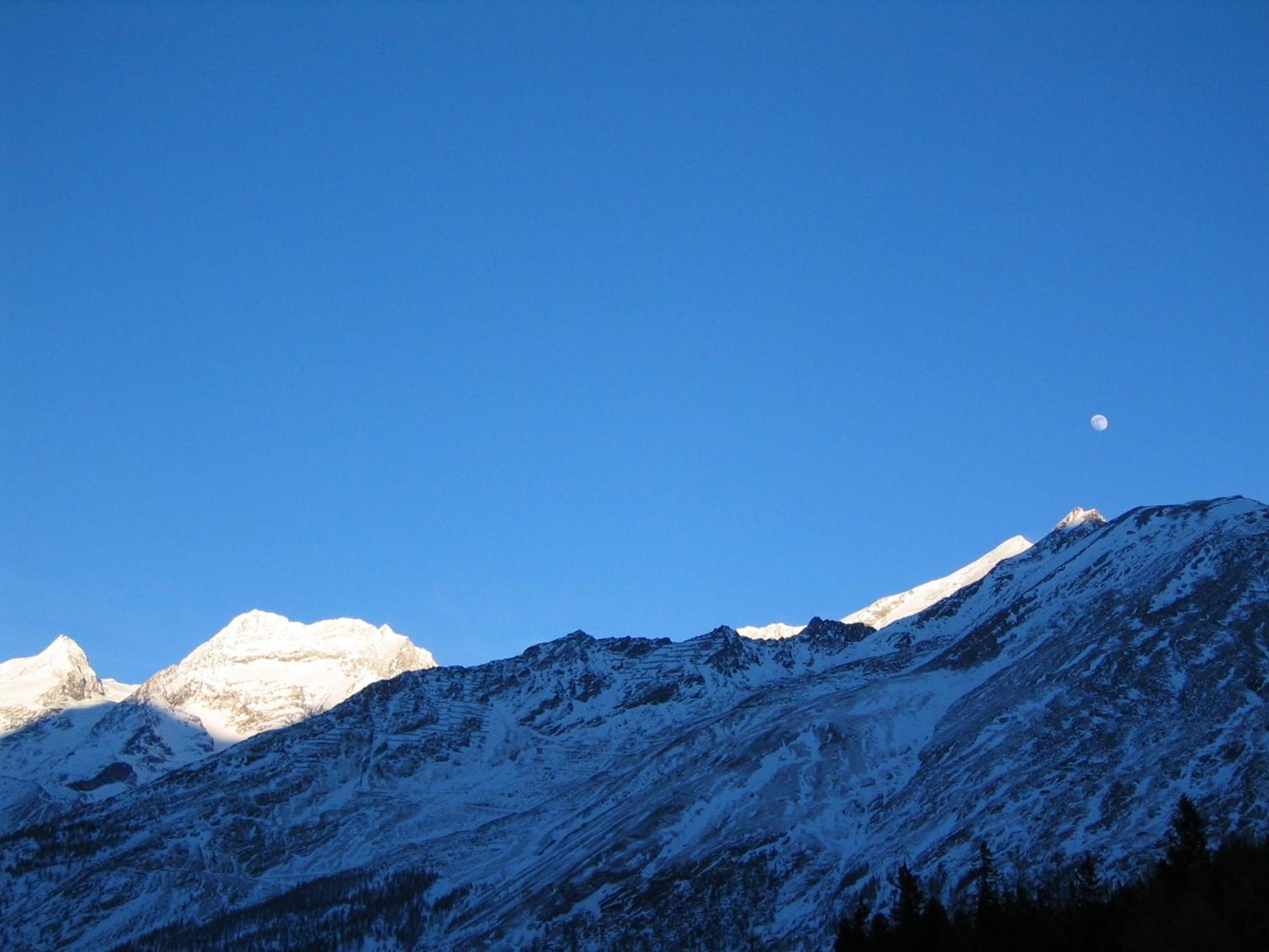 Ambiente Guesthouse Saas-Fee Exterior foto