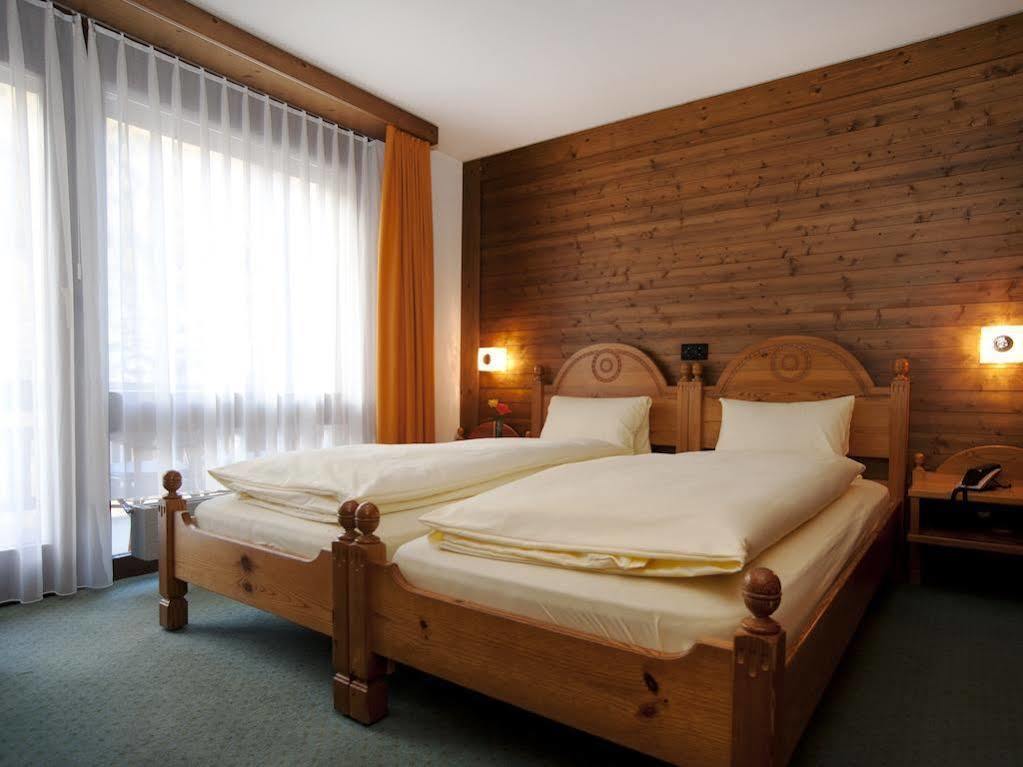 Ambiente Guesthouse Saas-Fee Exterior foto